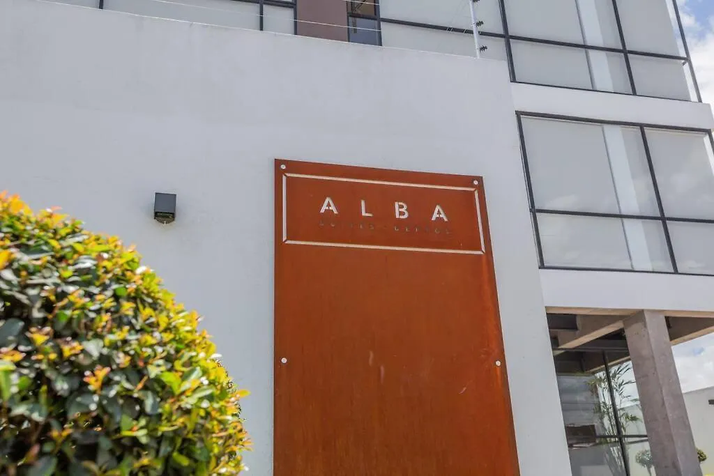 Alba Garden Suite كويتو شقة